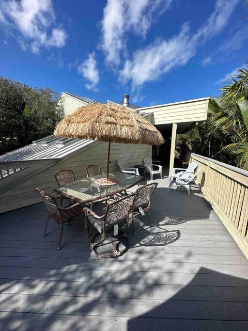 Beach Paradise Getaway - 200Ft From Beach! Sebastian Eksteriør billede